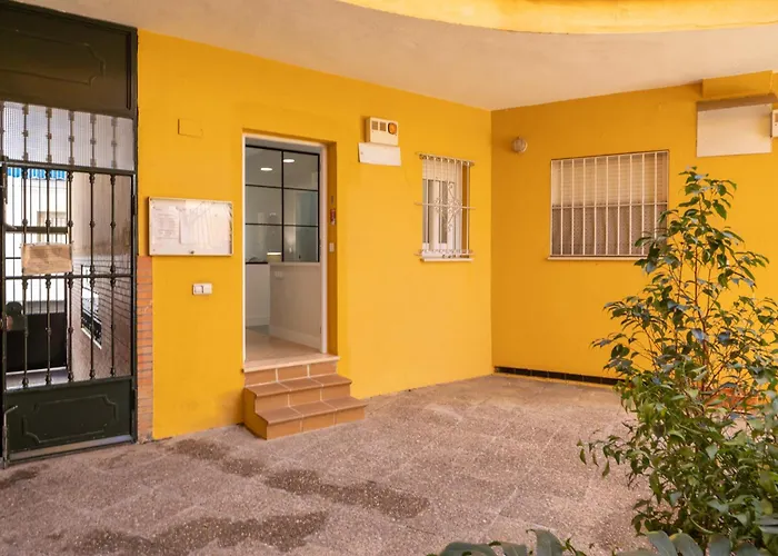 Charming 2 Bedrooms Apartment With Free Parking At Plaza Alameda By Ocityzen