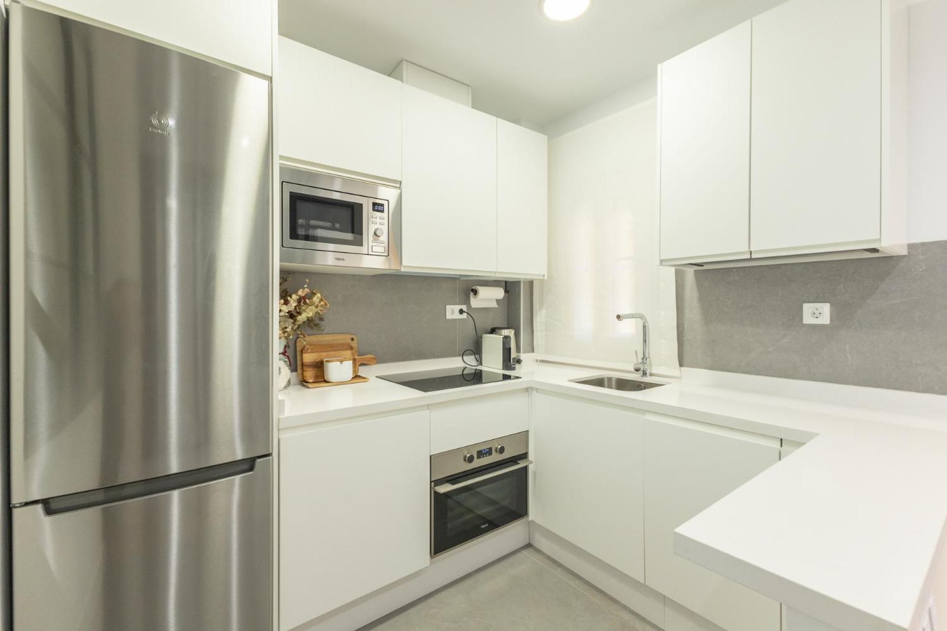 Appartement Charming 2 Bedrooms With Free Parking At Plaza Alameda By Ocityzen *
